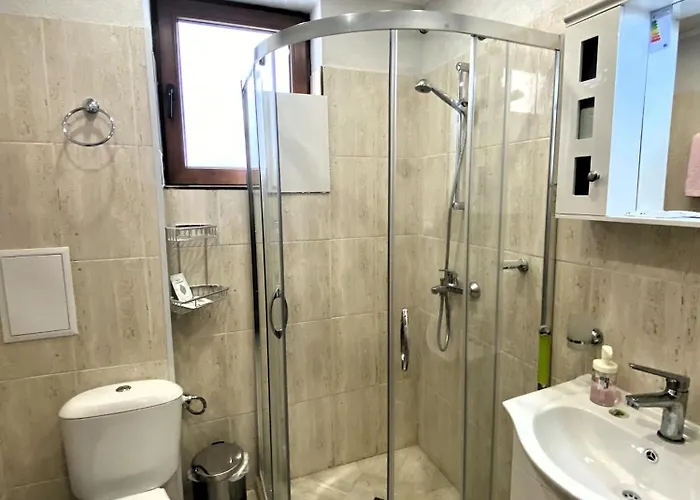 и студио перелик